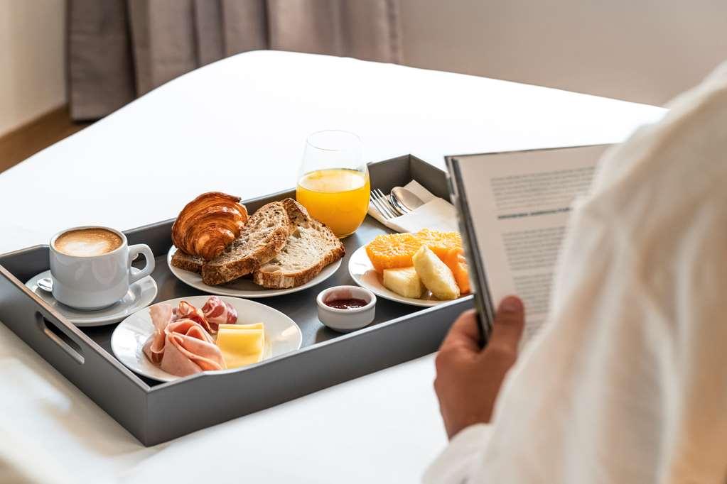 Hotel Costanero Montevideo - Mgallery ร้านอาหาร รูปภาพ